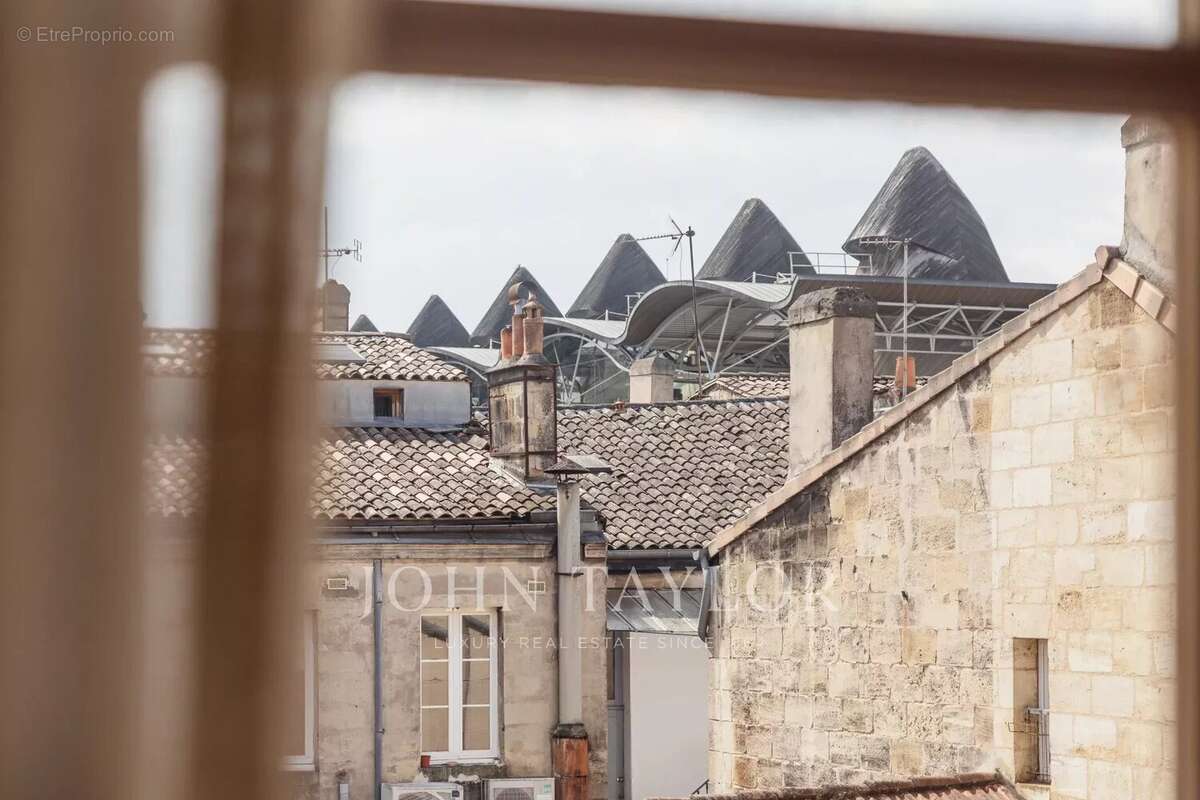 Appartement à BORDEAUX