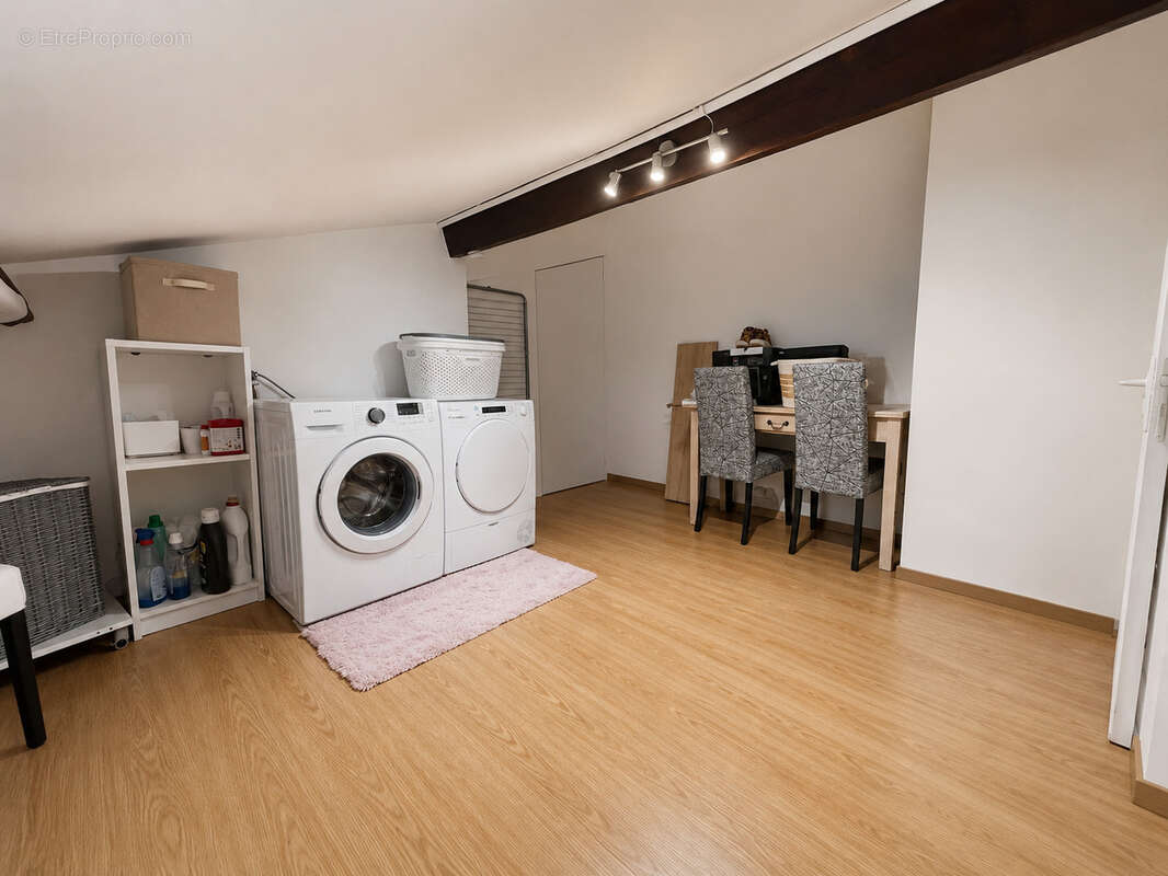 Appartement à SAINT-FONS