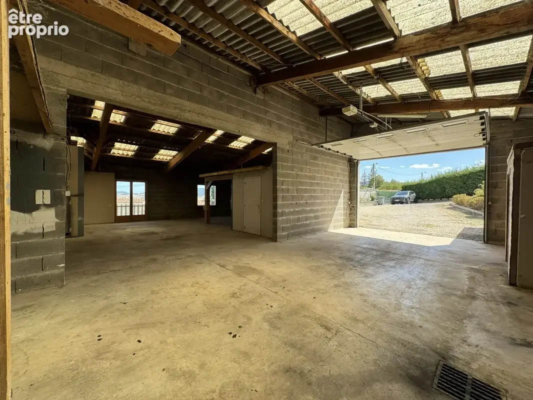 Maison 7 pièces 186 m² à vendre à Saint-Chamond (42400) - photo 8