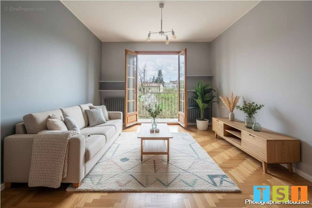 Maison à CALMONT