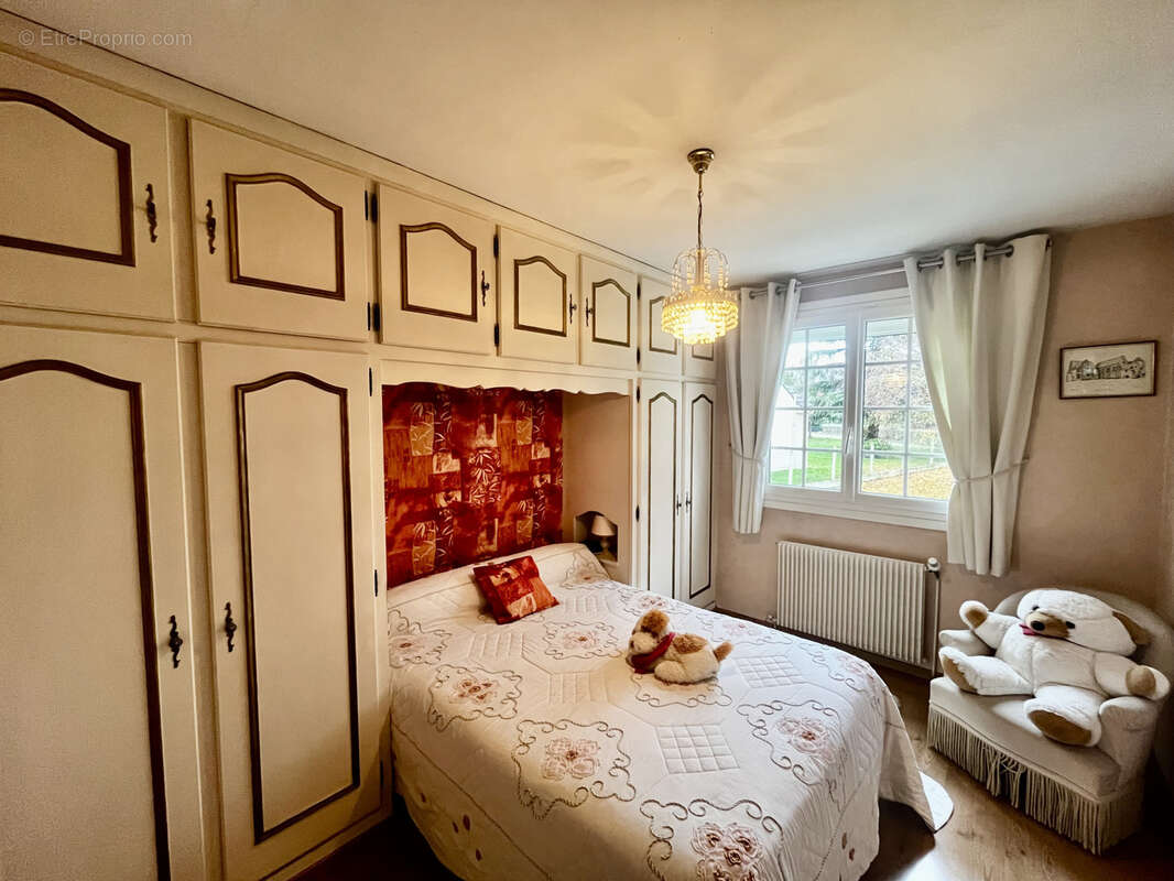 Maison à COULOMMIERS