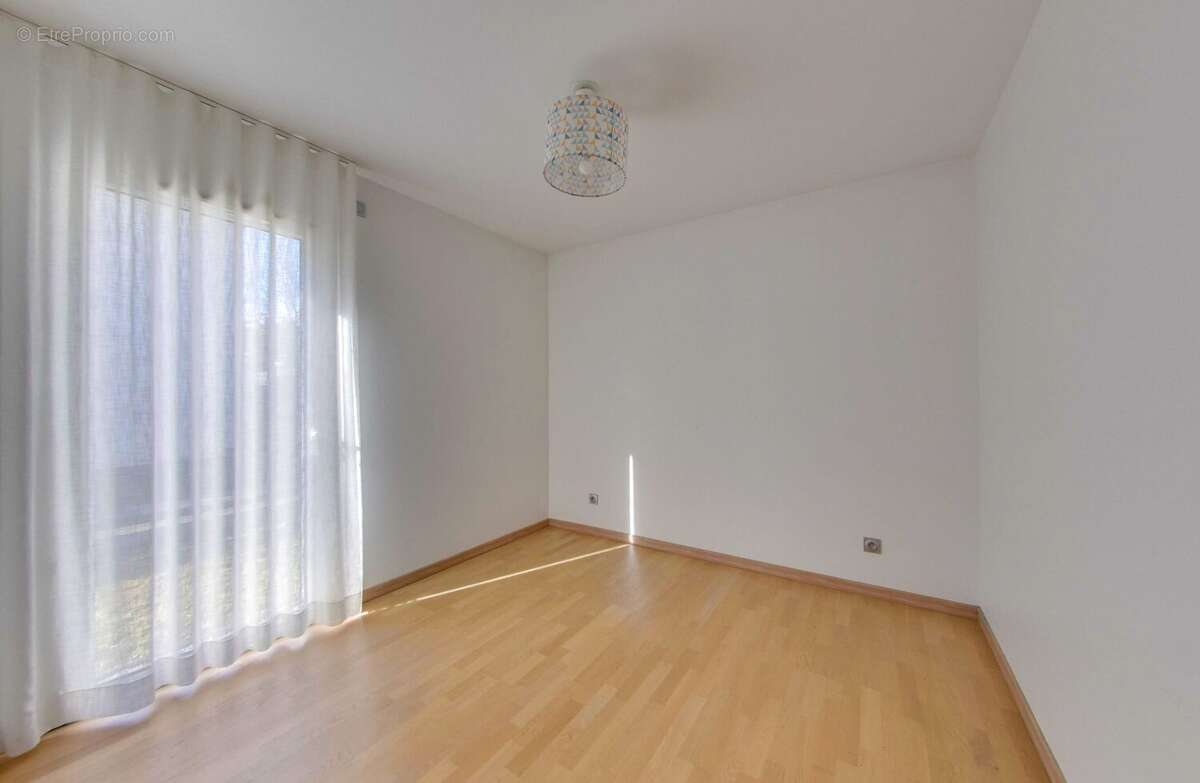 Appartement à BIVIERS