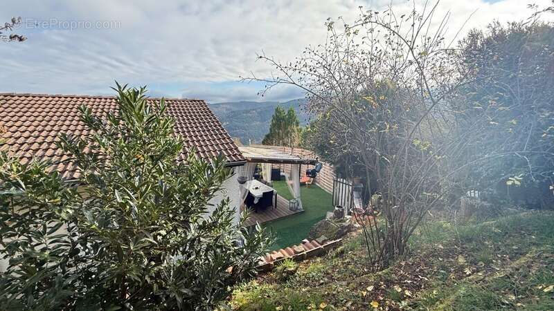 Maison à SAINT-FERREOL-D'AUROURE