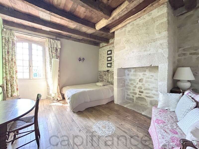 Maison à ARGENTAT