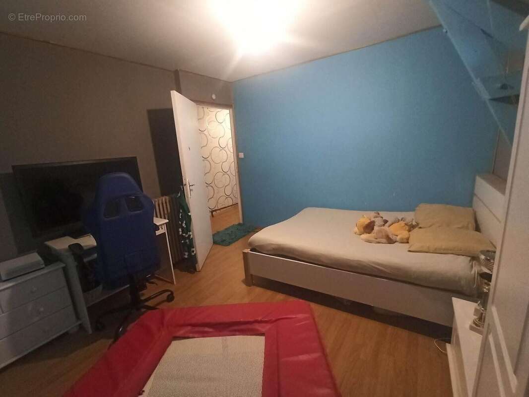 Maison 186 m² à Mesnil-Rousset  - photo 6