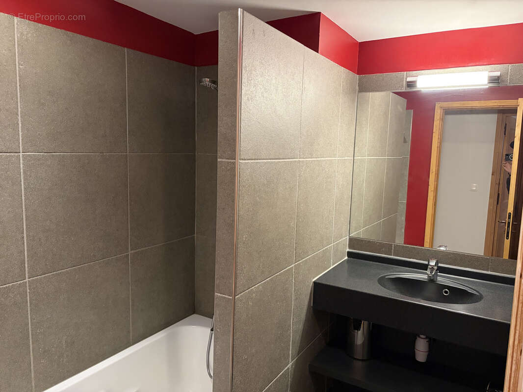 Appartement à LES ALLUES