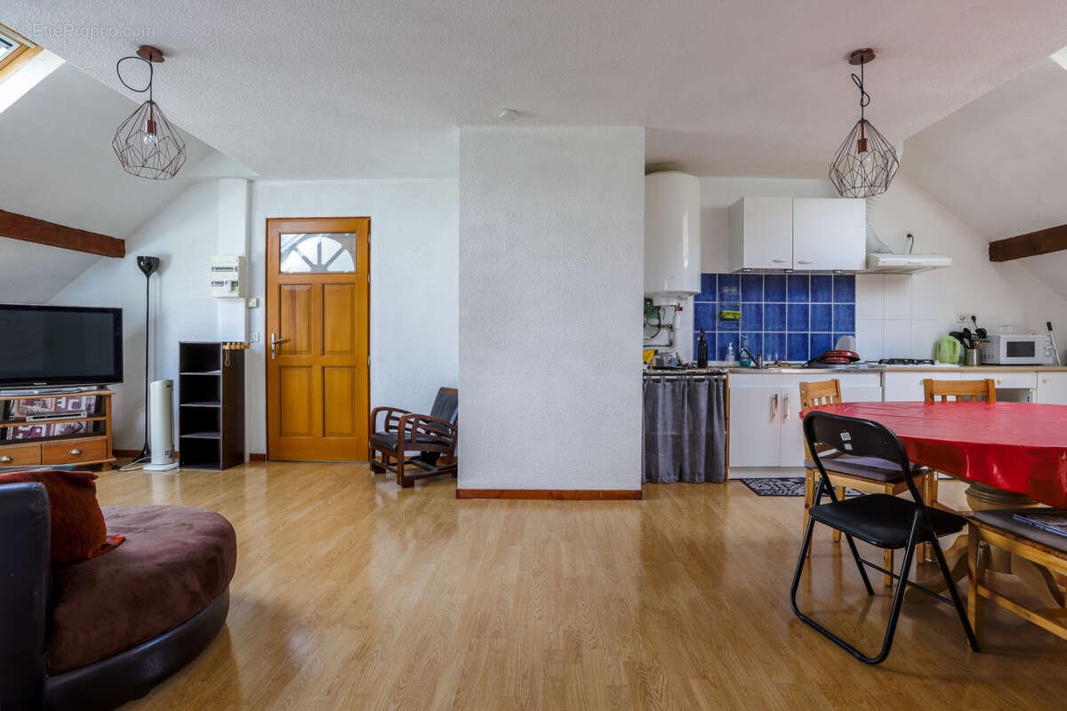 Appartement à LA MOTTE-SERVOLEX