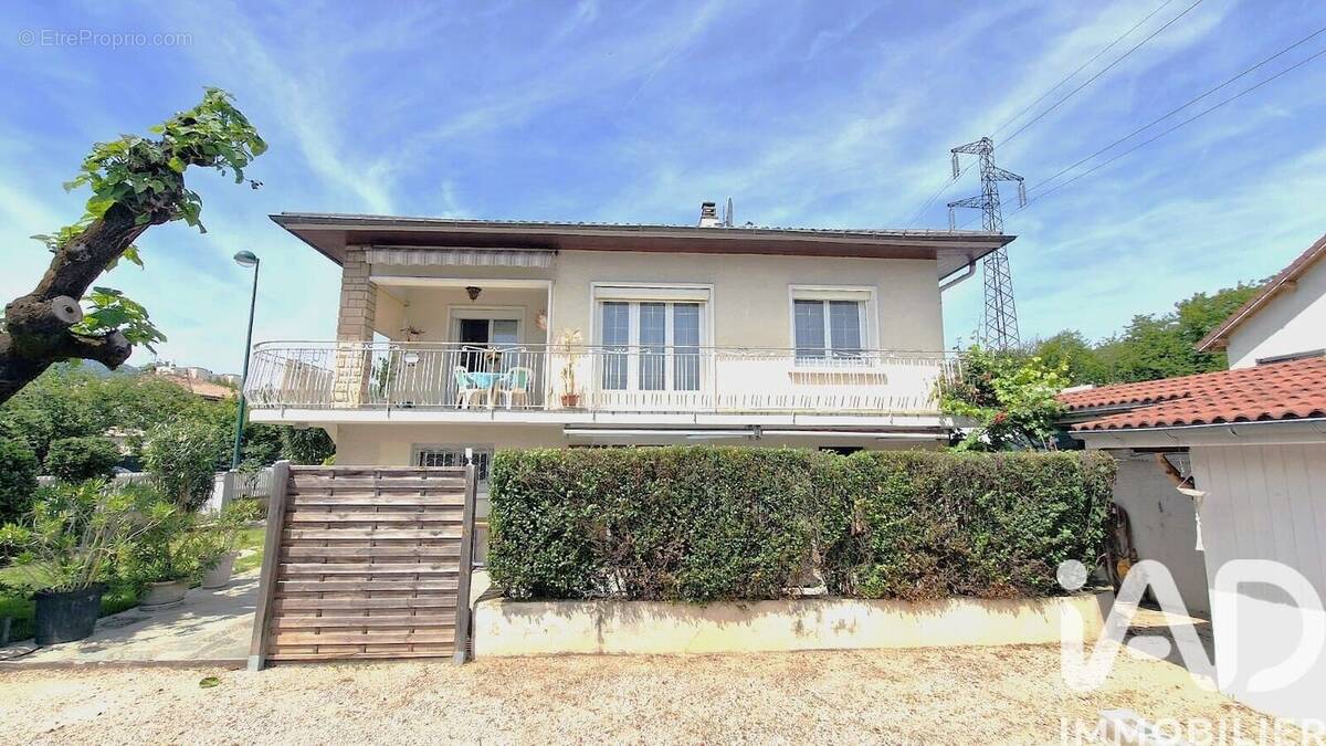Photo 1 - Maison à SEYSSINS