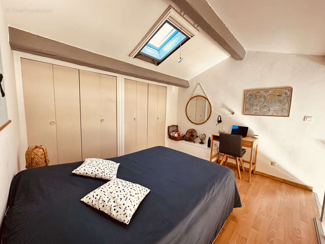 Appartement à SIX-FOURS-LES-PLAGES