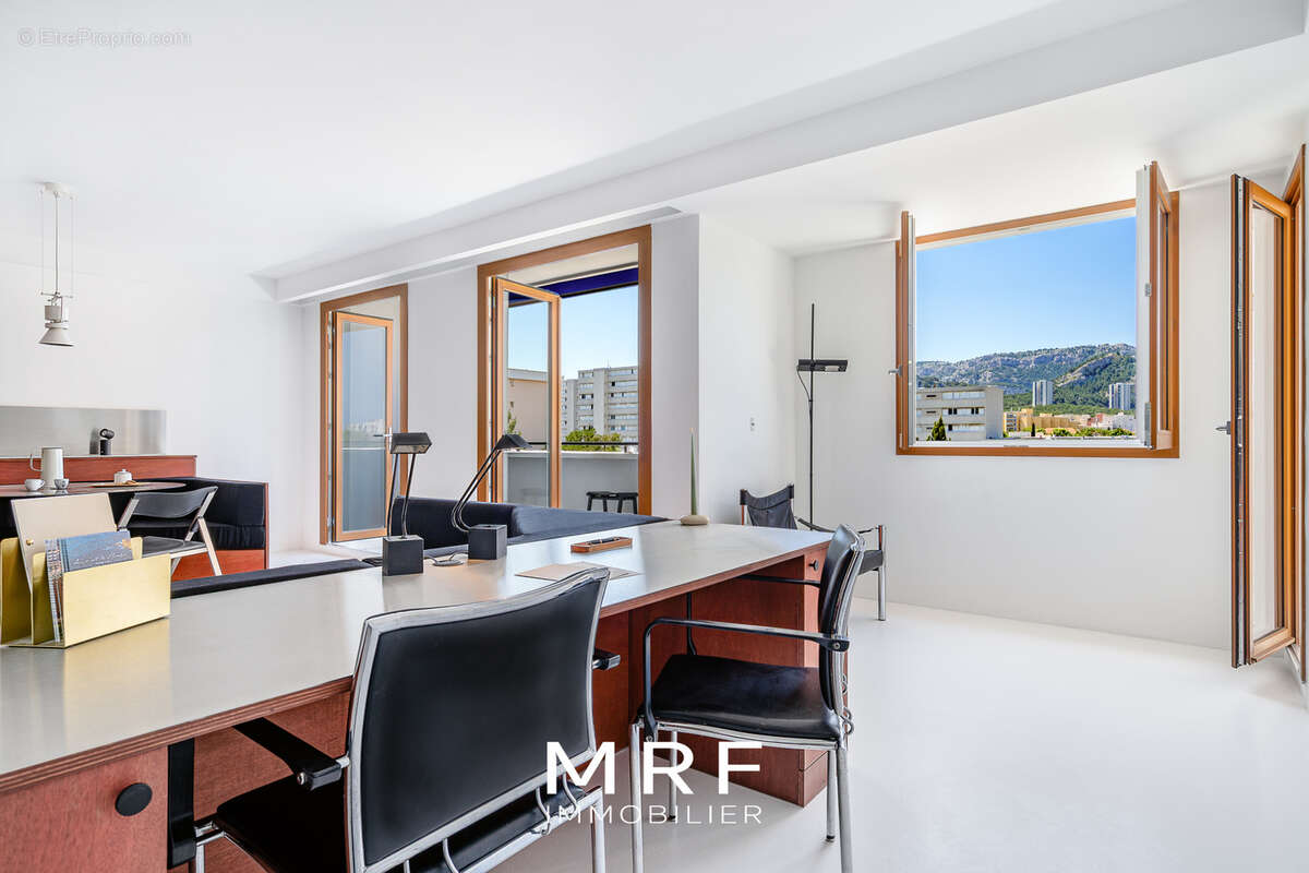 Appartement à MARSEILLE-9E