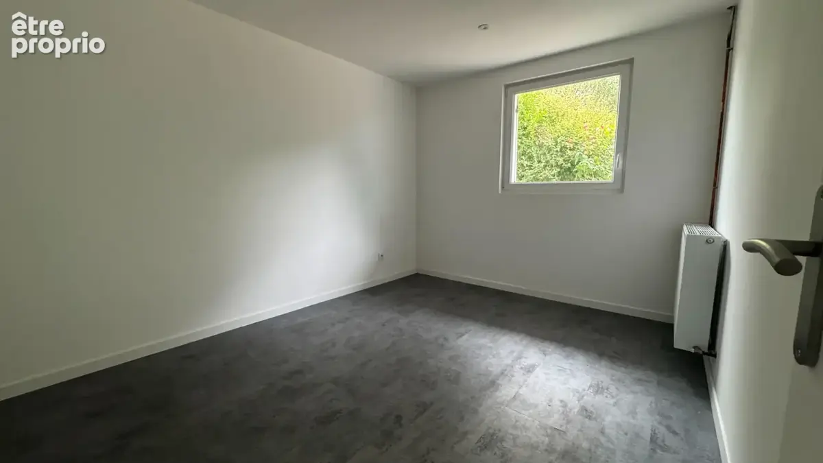 SAINT-SERVAN CENTRE MAISON familiale 8 PIECES avec jardin et garage - photo 13