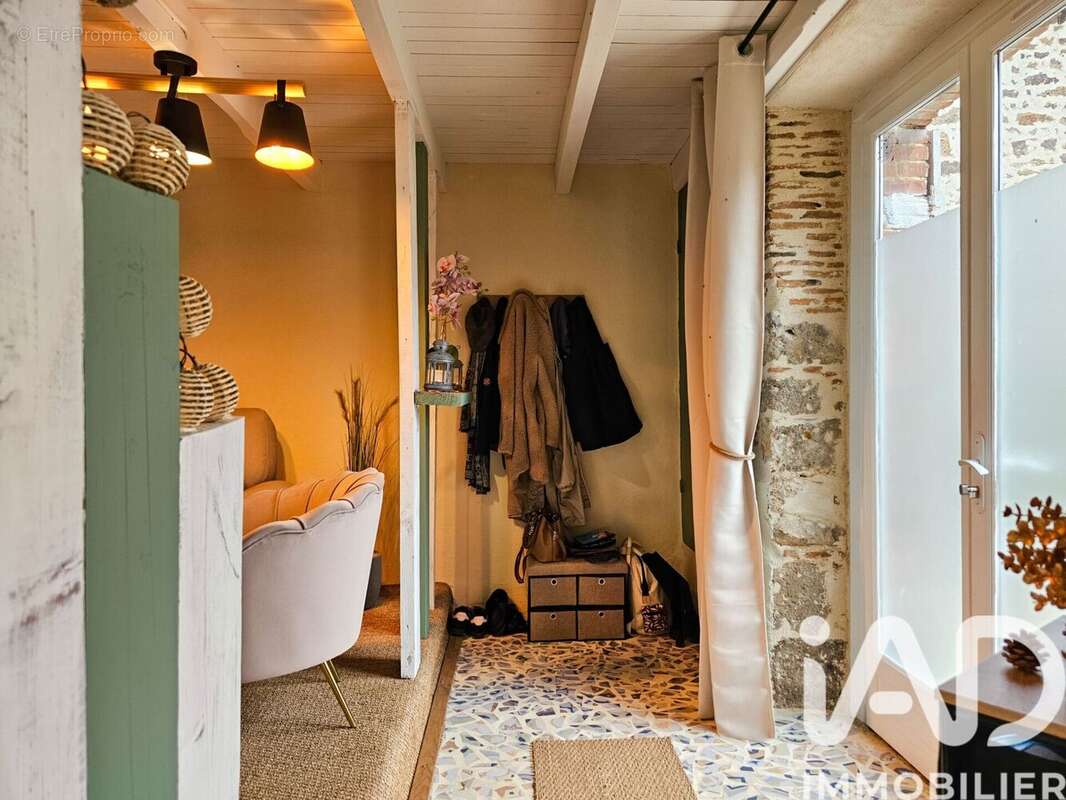 Photo 6 - Maison à CHERONNAC