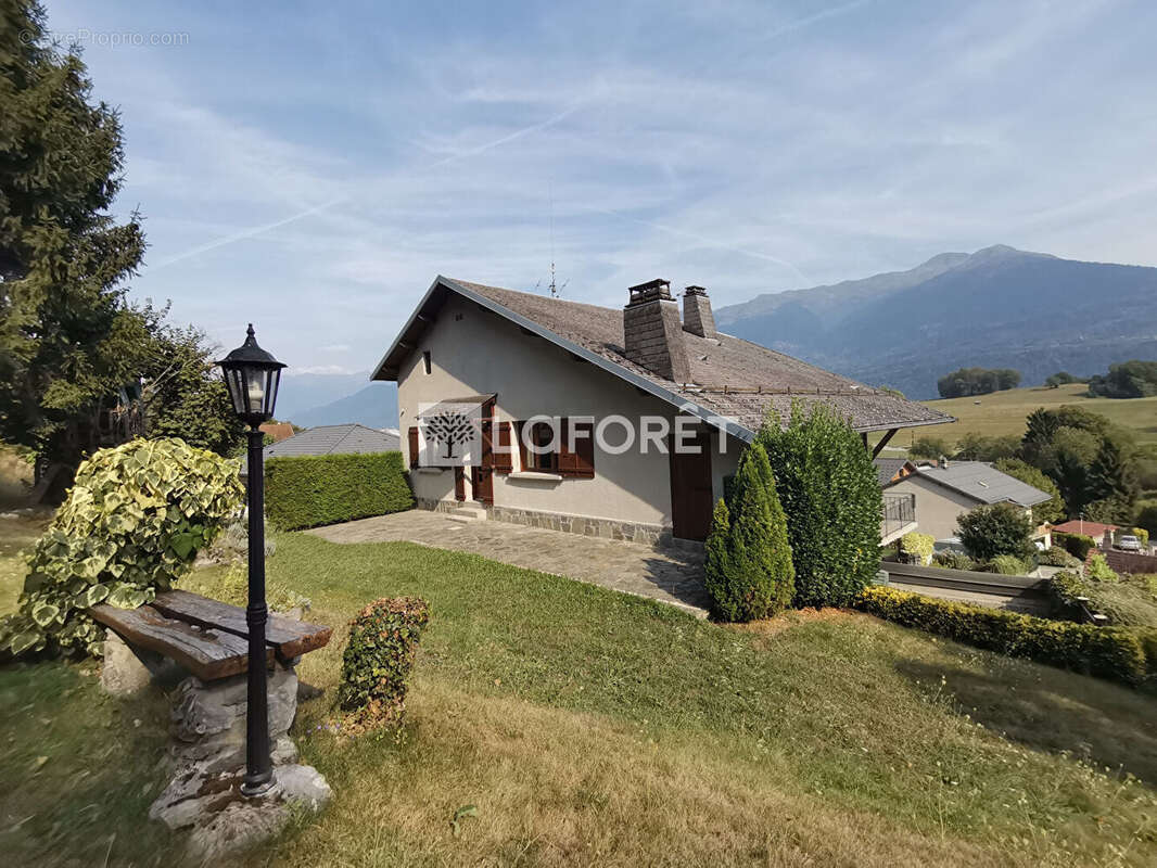 Maison à vendre à Montailleur avec vue sur la montagne - photo 7