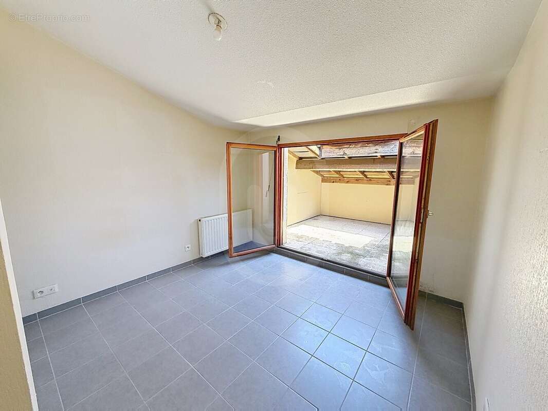 Appartement à CASTELNAU-LE-LEZ