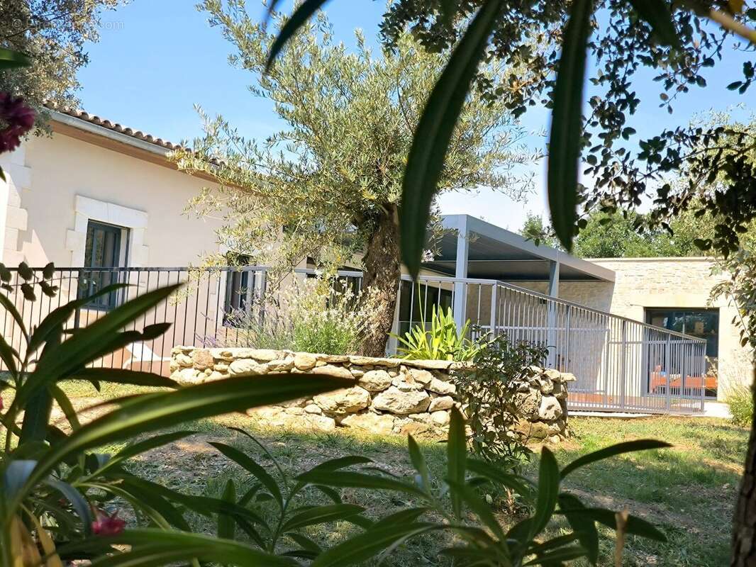 Maison à UZES