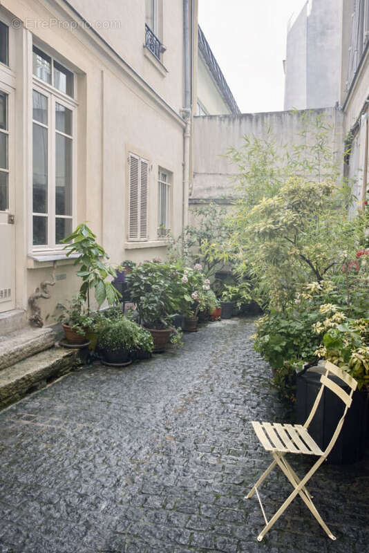 Appartement à PARIS-11E