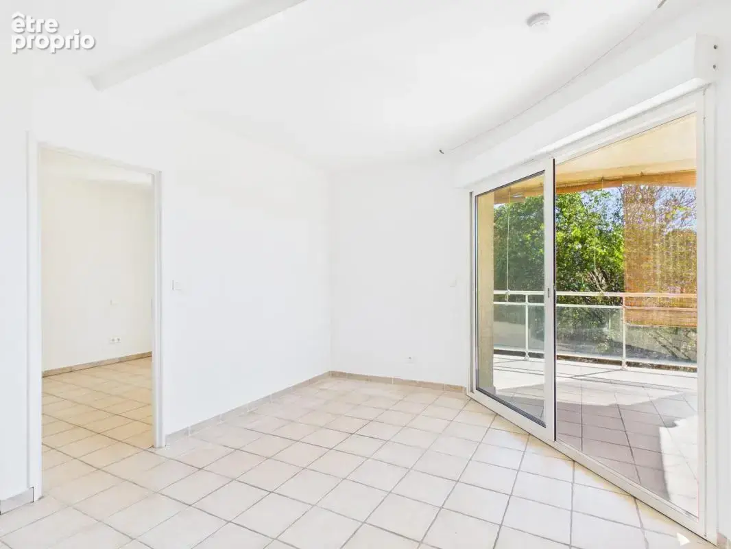 A vendre f2 avec terrasse plaine de peri - photo 5