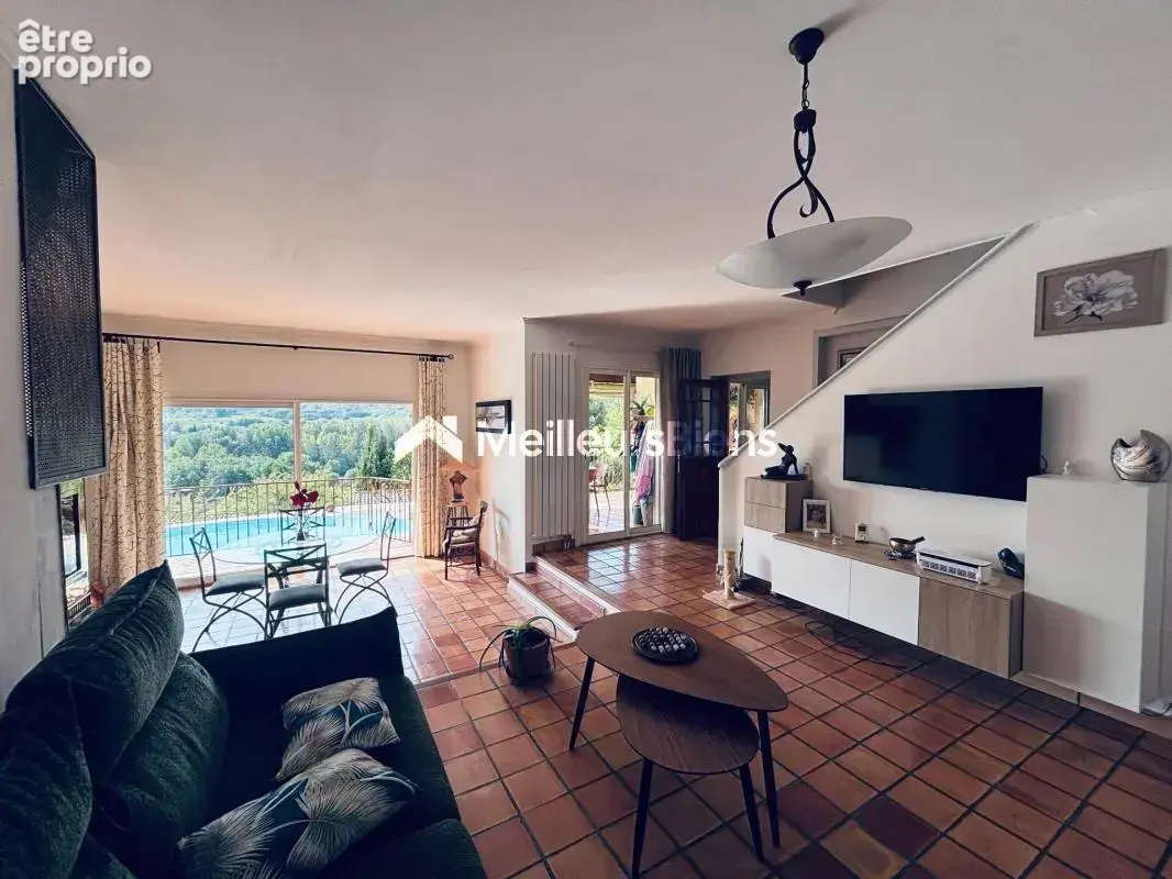 Maison 136 m²  habitable + Dépendance aménagée de 34 m² - photo 11