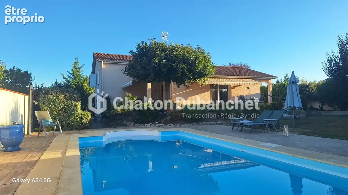 Maison 4 pièces 109 m² à vendre à Feurs (42110) - photo 2