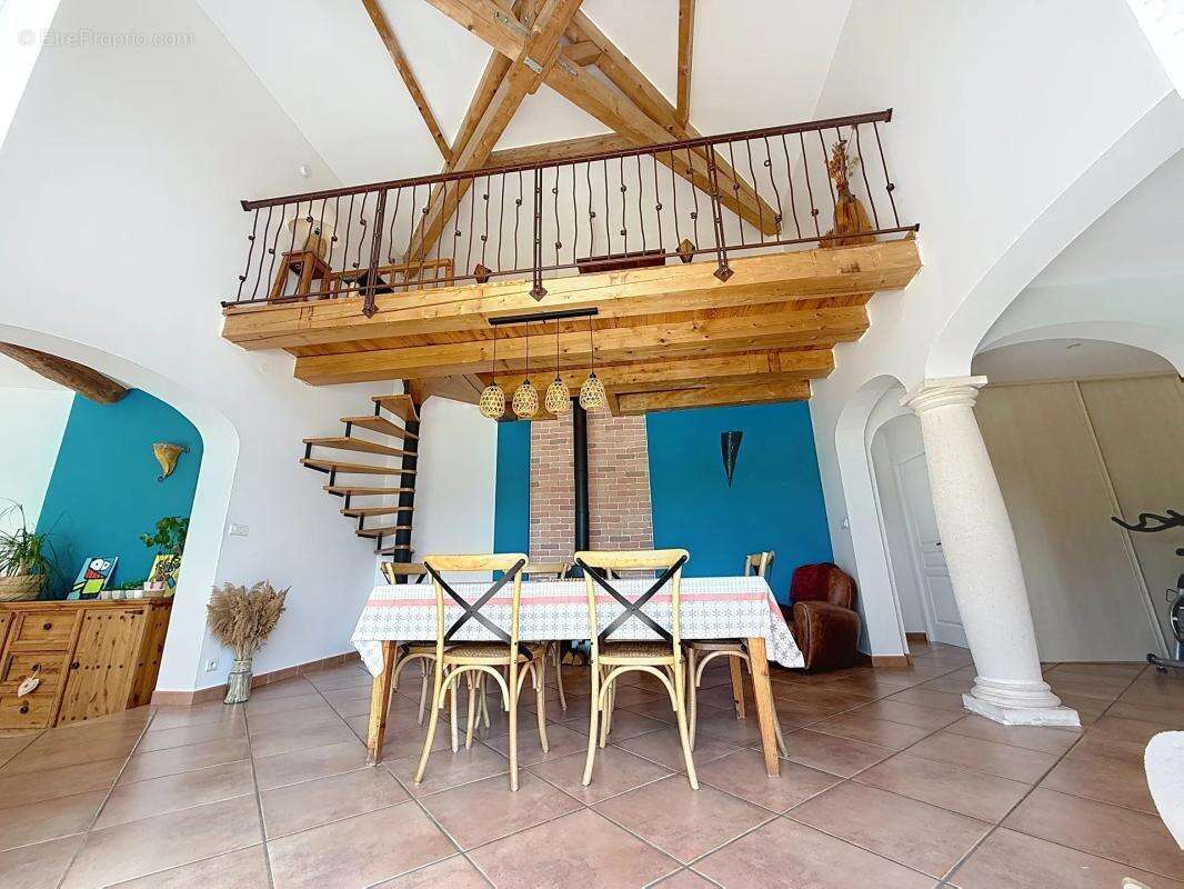 Maison à PUISSALICON