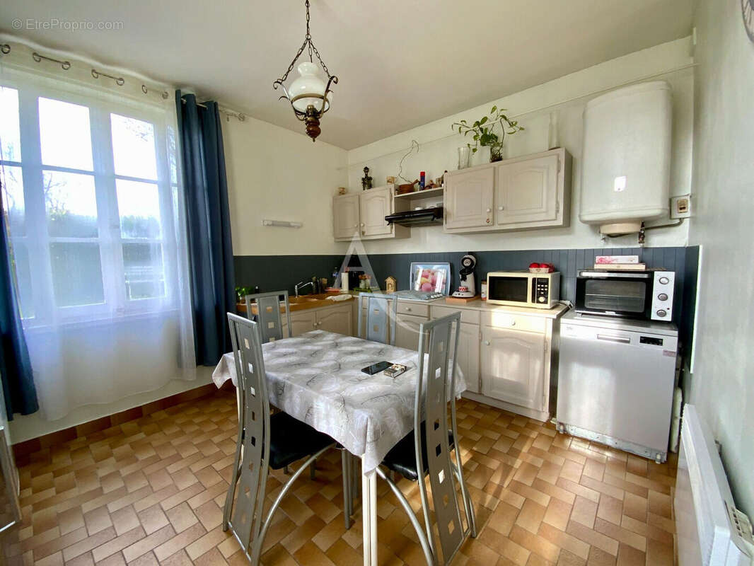 Maison Mirambeau 4 pièce(s) 86 m2 + grenier aménageable - photo 5