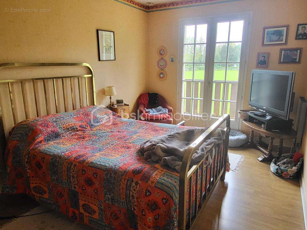 Maison à SAINT-HILAIRE-DU-HARCOUET