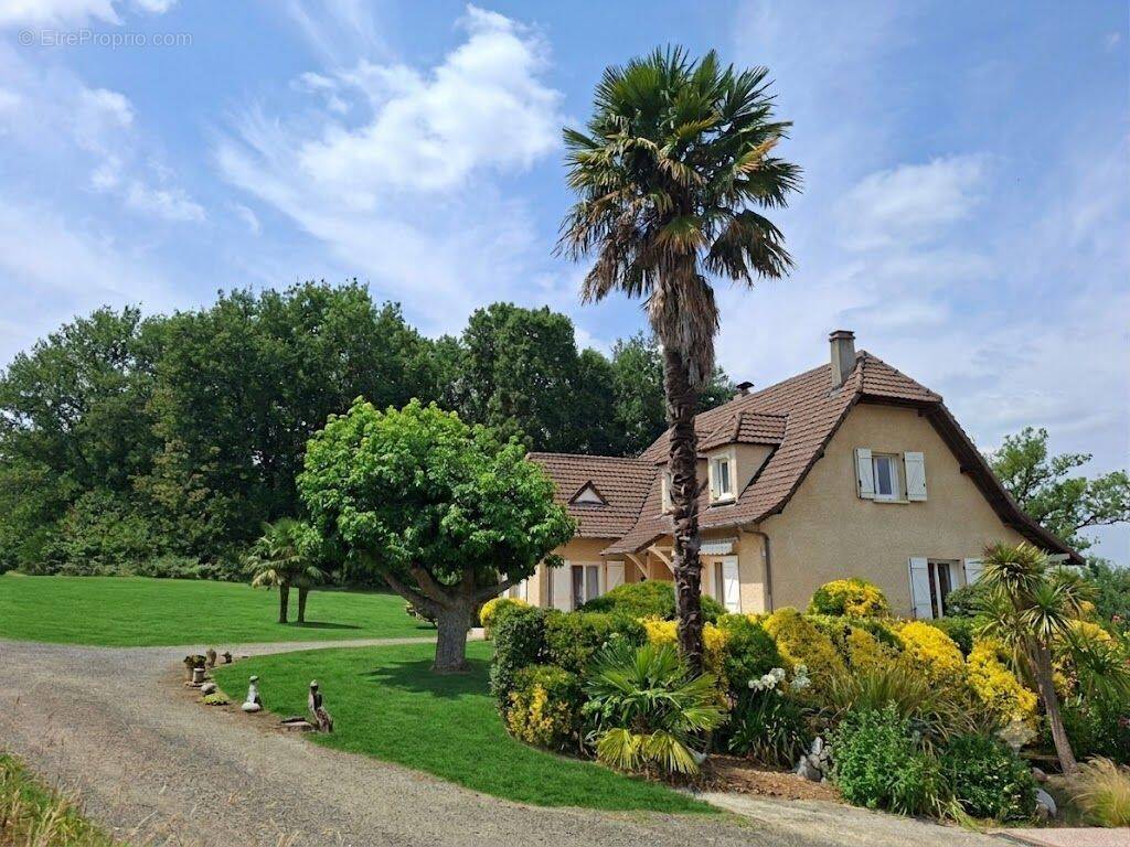 Maison à OUSSE