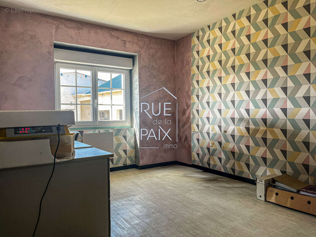 Maison à VENDEUVRE-DU-POITOU