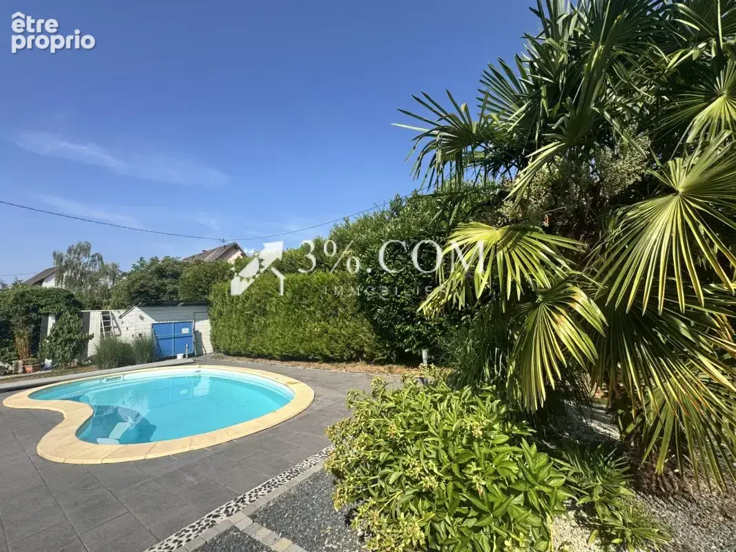 3%COM Maison avec piscine et spa sur 8 ares - photo 3