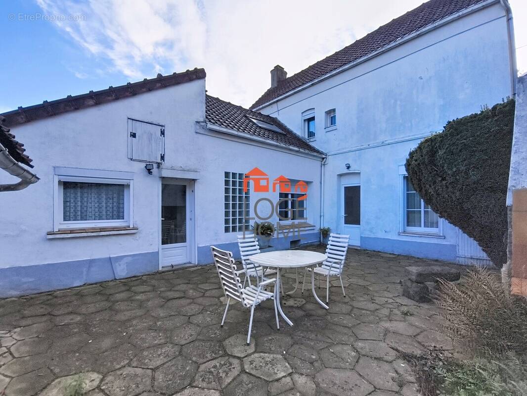 Maison à BRUAY-LA-BUISSIERE