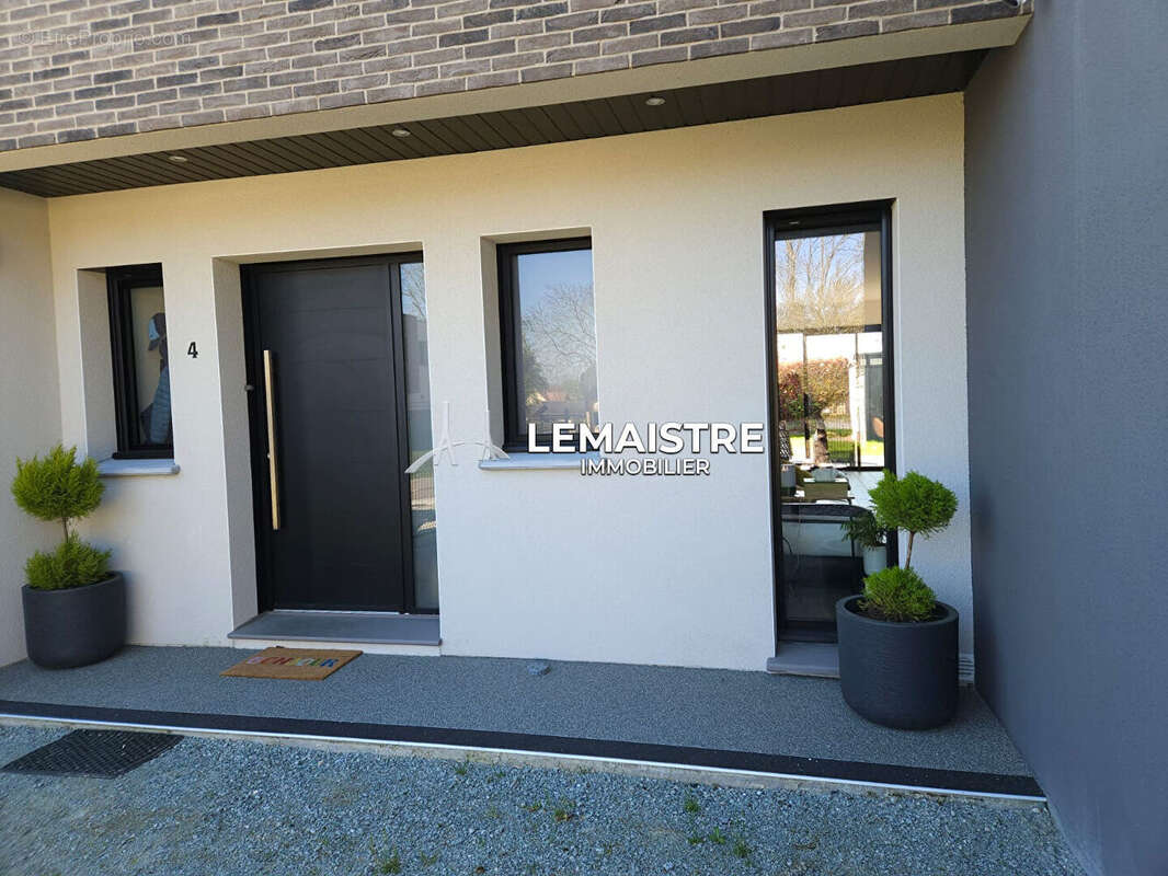 Maison à SAINT-JEAN-DU-CARDONNAY