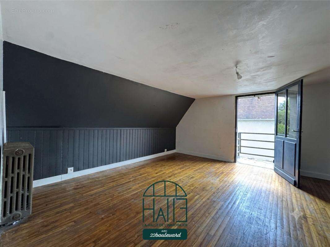 Maison 256 m² à Ladignac-Le-Long  - photo 8