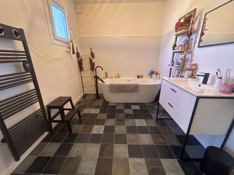 Maison 129 m² à Marseille-13e  - photo 8