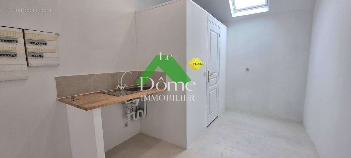 Maison à MERU