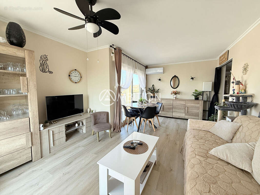Appartement à FREJUS