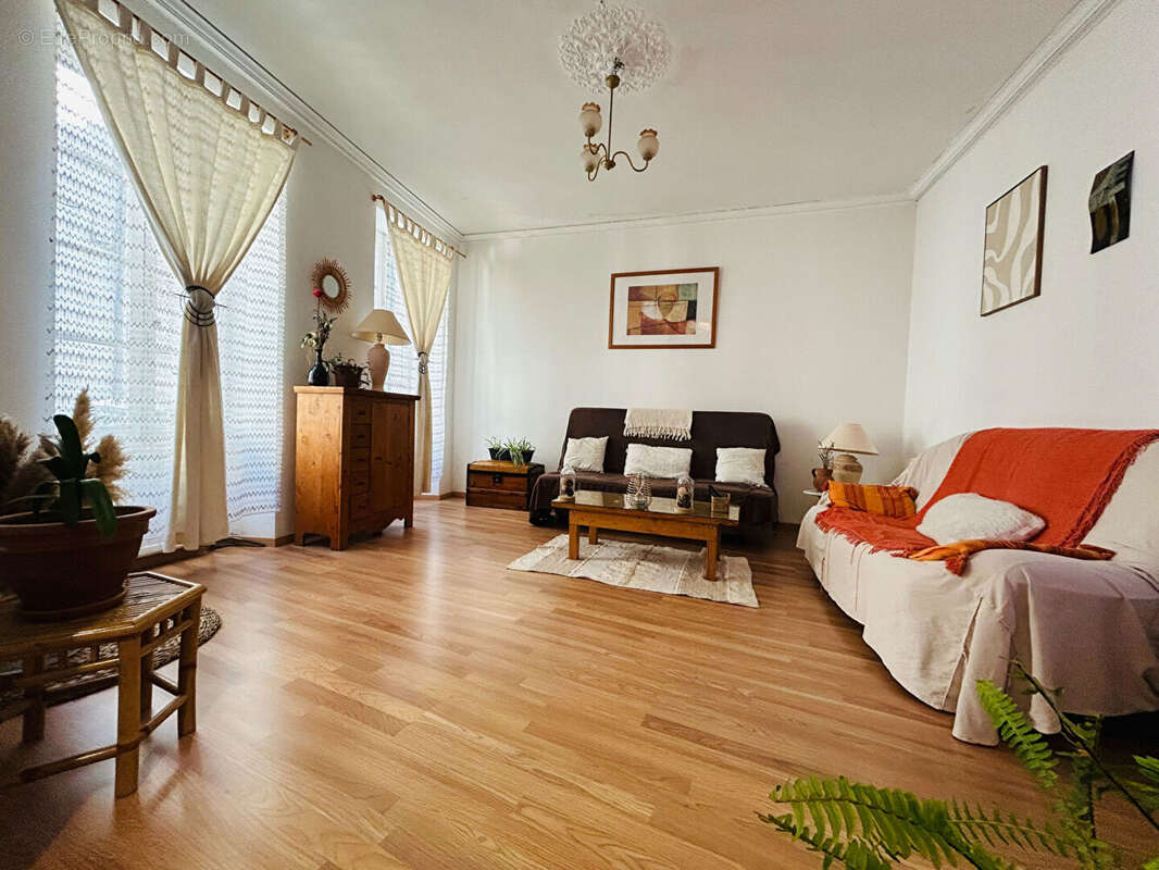 Maison à CASSENEUIL