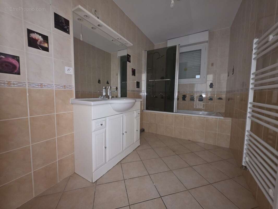 Maison 140 m² à Arinthod  - photo 9