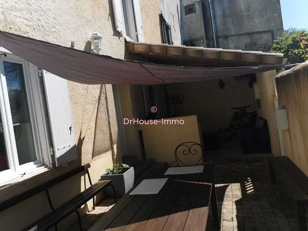 Maison à CUXAC-CABARDES