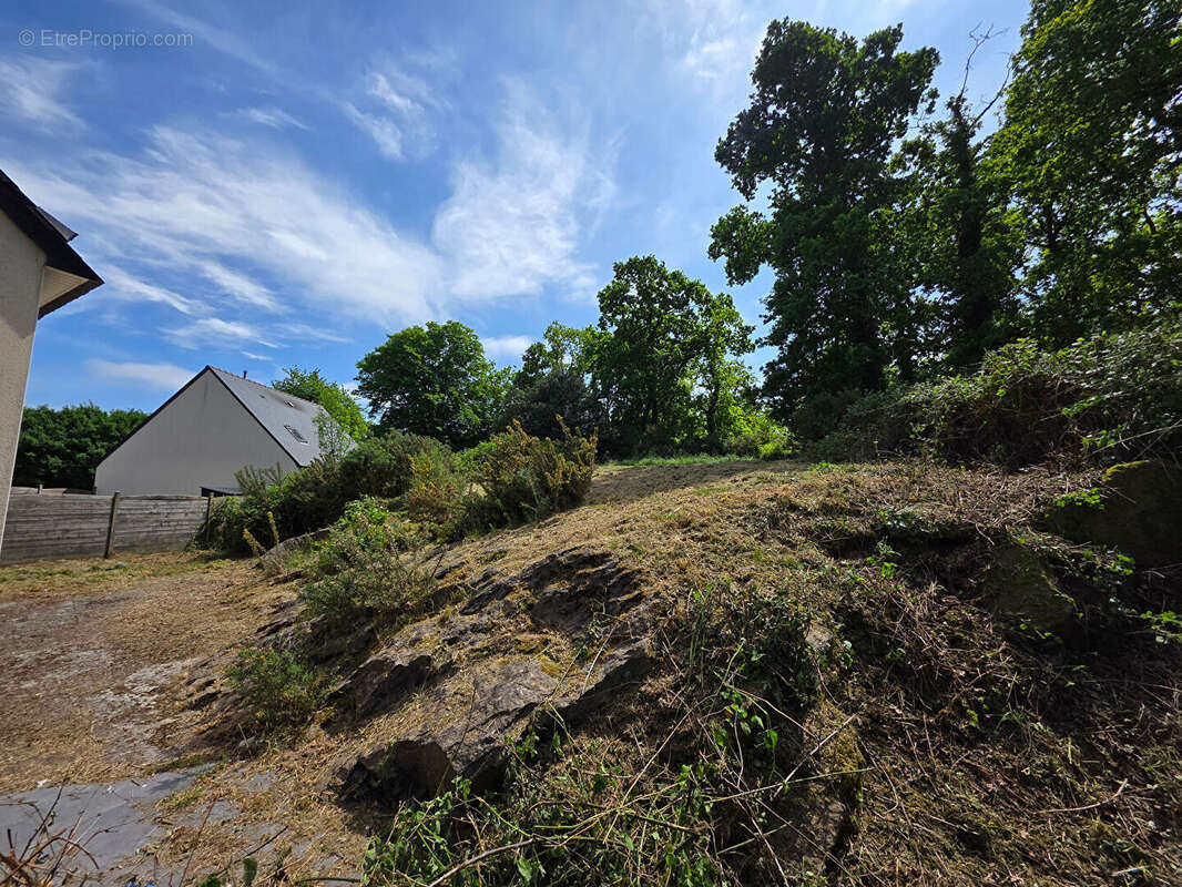 Maison à MINIAC-MORVAN