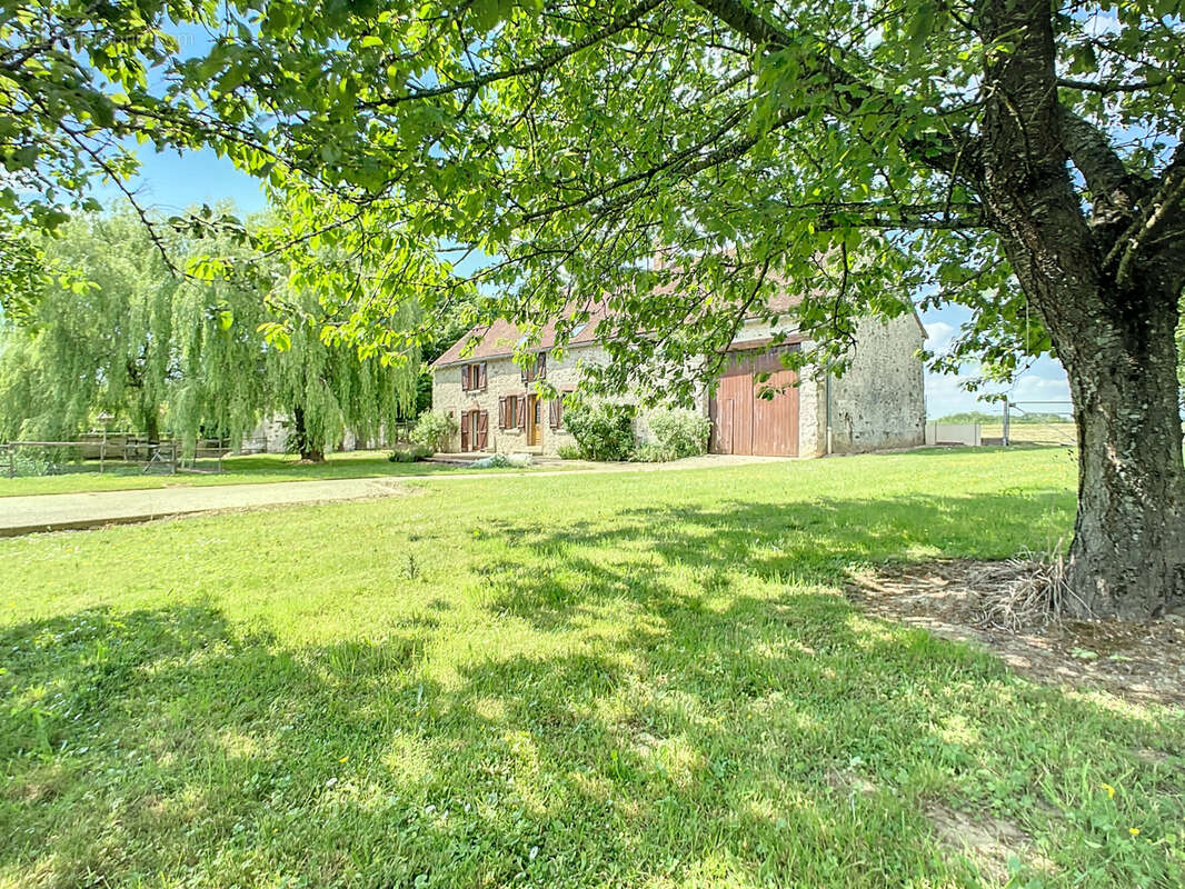 Maison à MONTMIRAIL