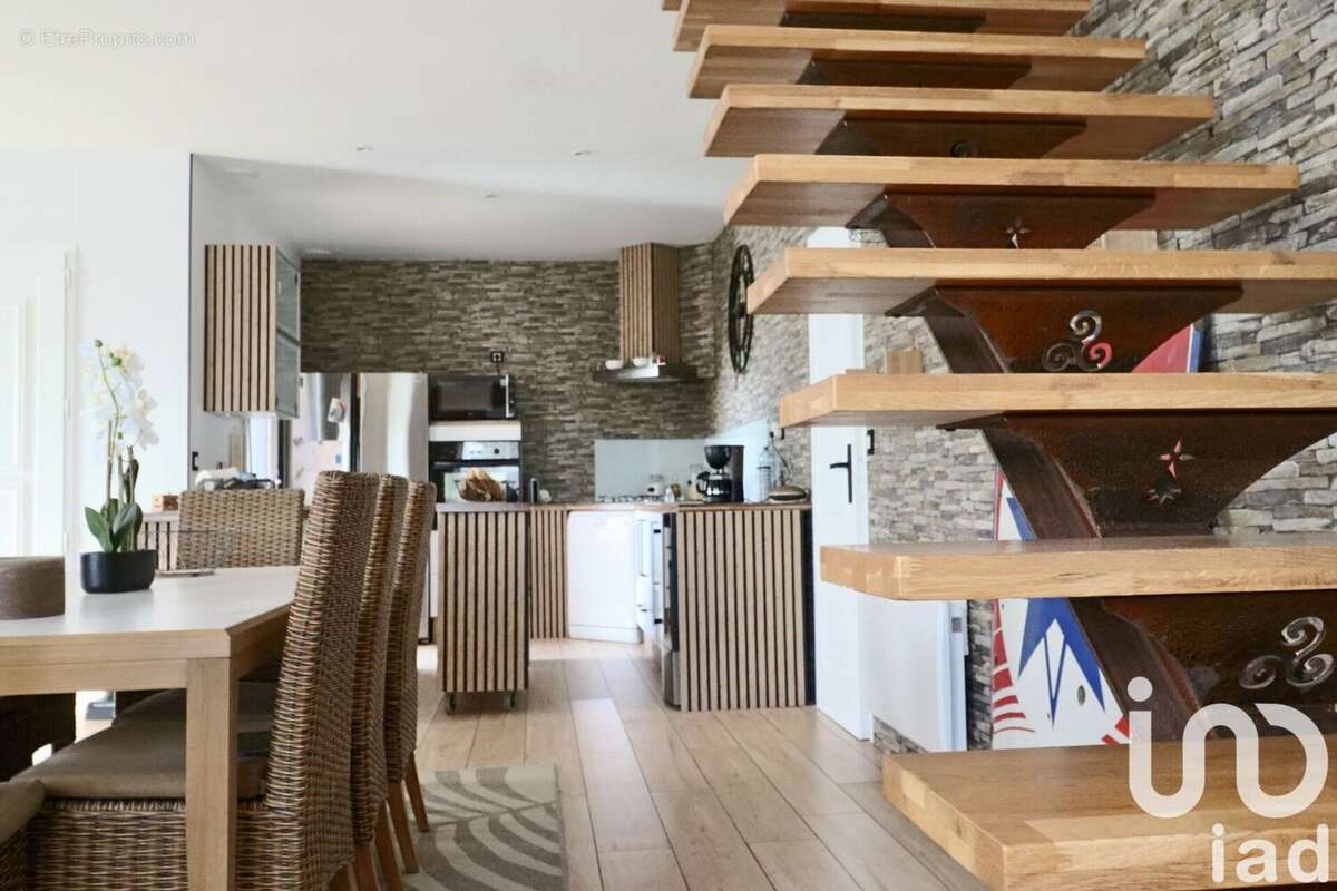 Photo 8 - Maison à LA CHAPELLE-DES-MARAIS