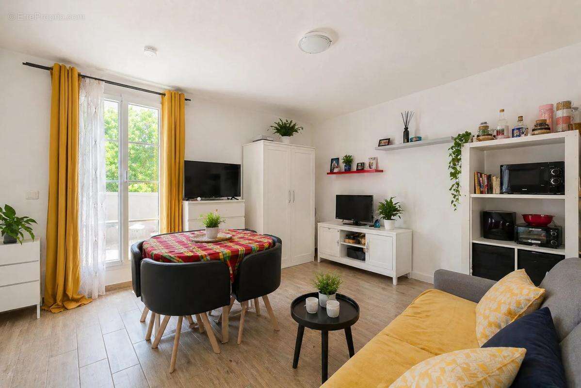 Appartement à SERRIS