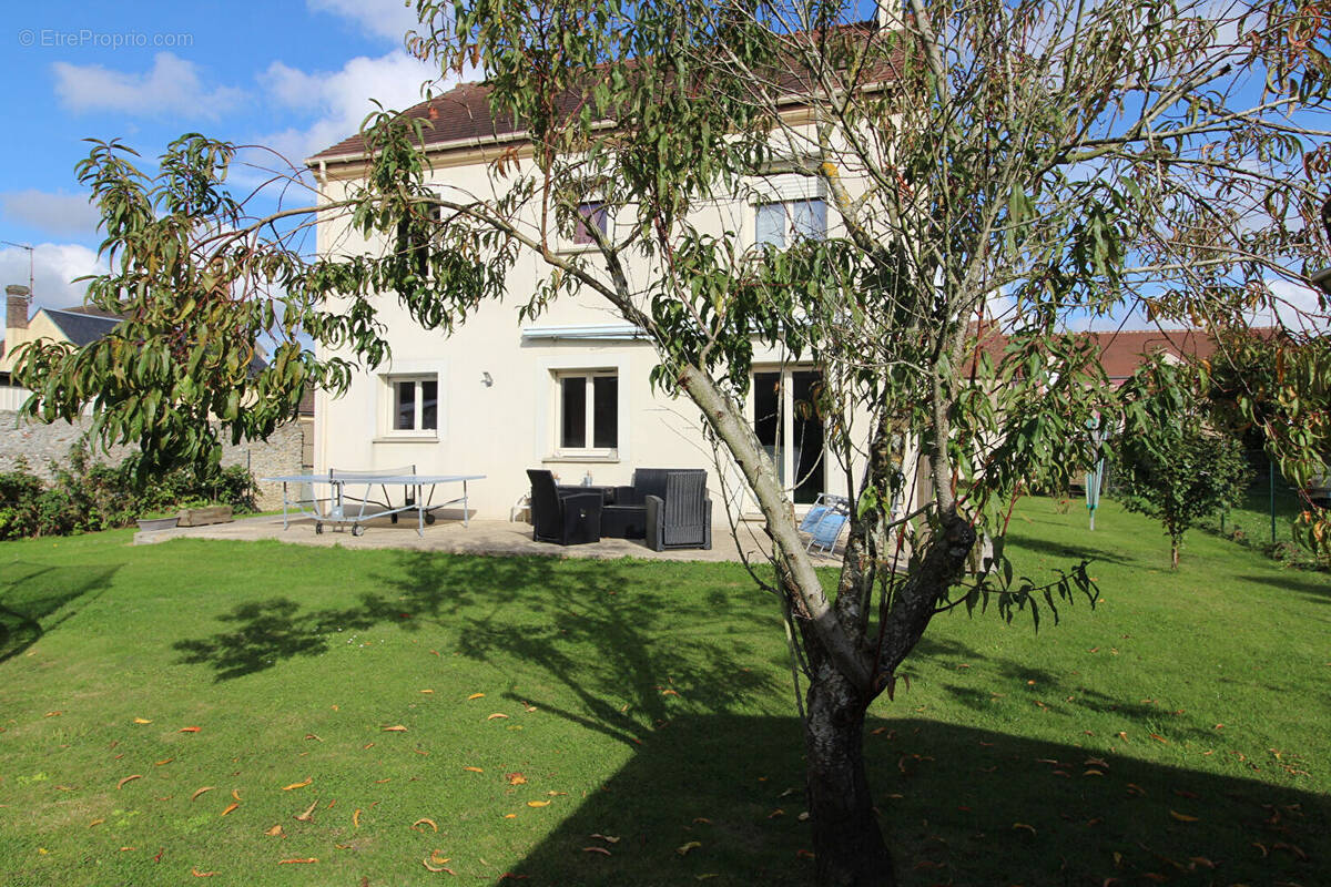 Maison à ABLIS