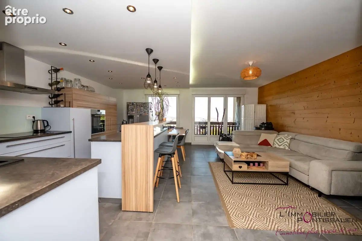 Pontarlier : appartement de type 3 - terasse, cave et garage - photo 7