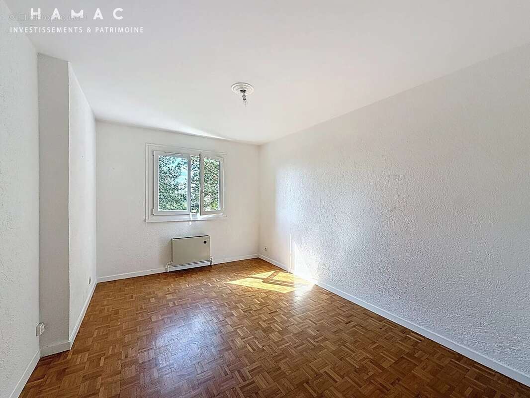 Appartement à SAINTE-FOY-LES-LYON