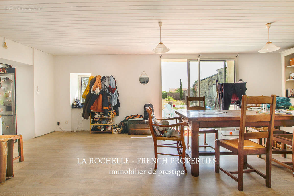 Maison à LE GUE-D'ALLERE