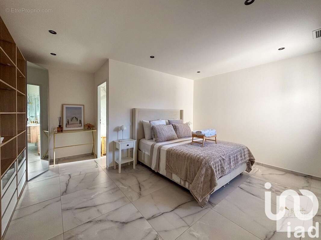 Maison 135 m² à Canohes  - photo 7