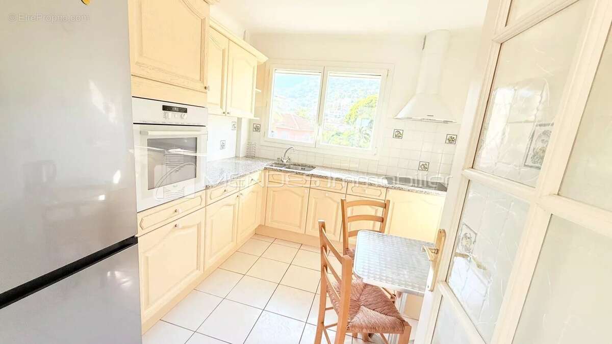Appartement à ROQUEBRUNE-CAP-MARTIN