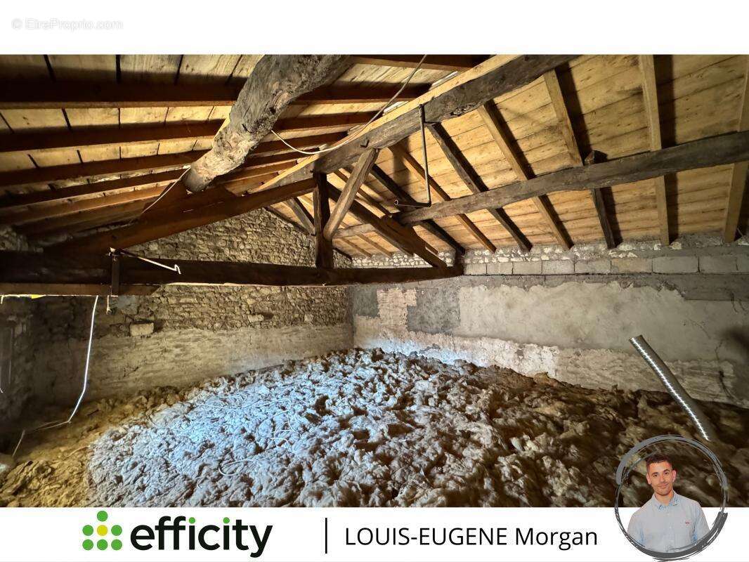 Maison à SAINT-SECONDIN