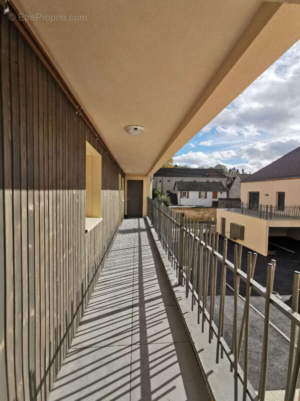 Appartement à EPERNON